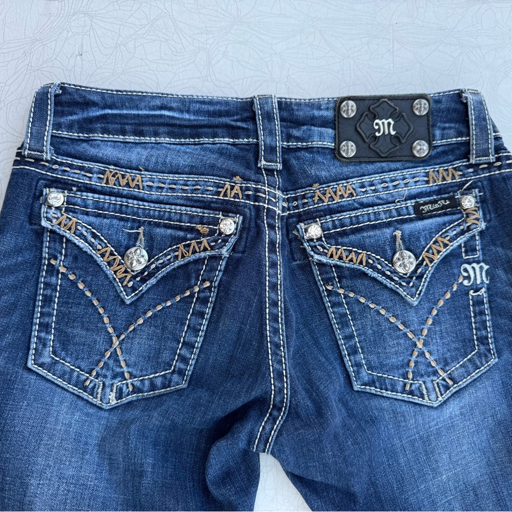 Miss Me women’s jeans size 27 x 30.